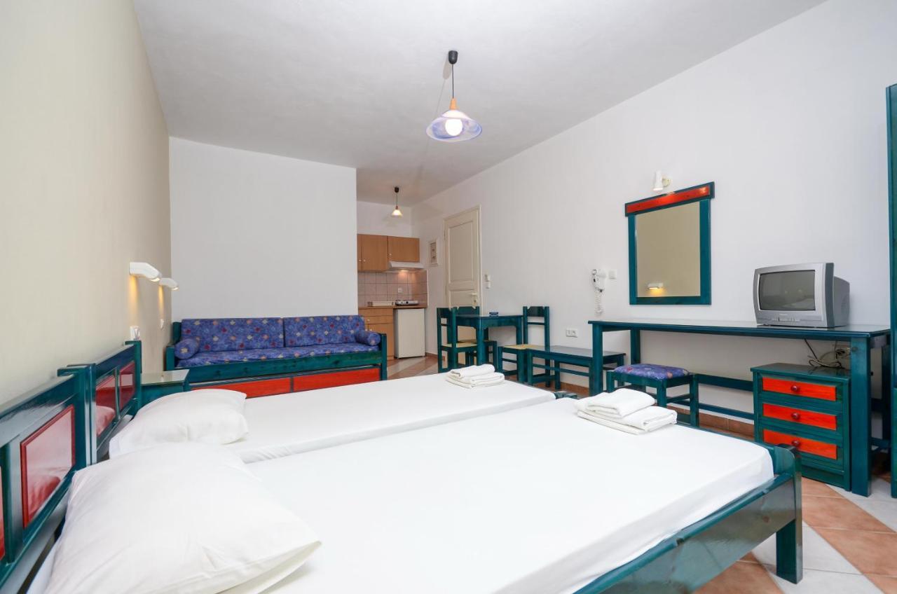 Hotel Fanis Agia Anna  Eksteriør billede
