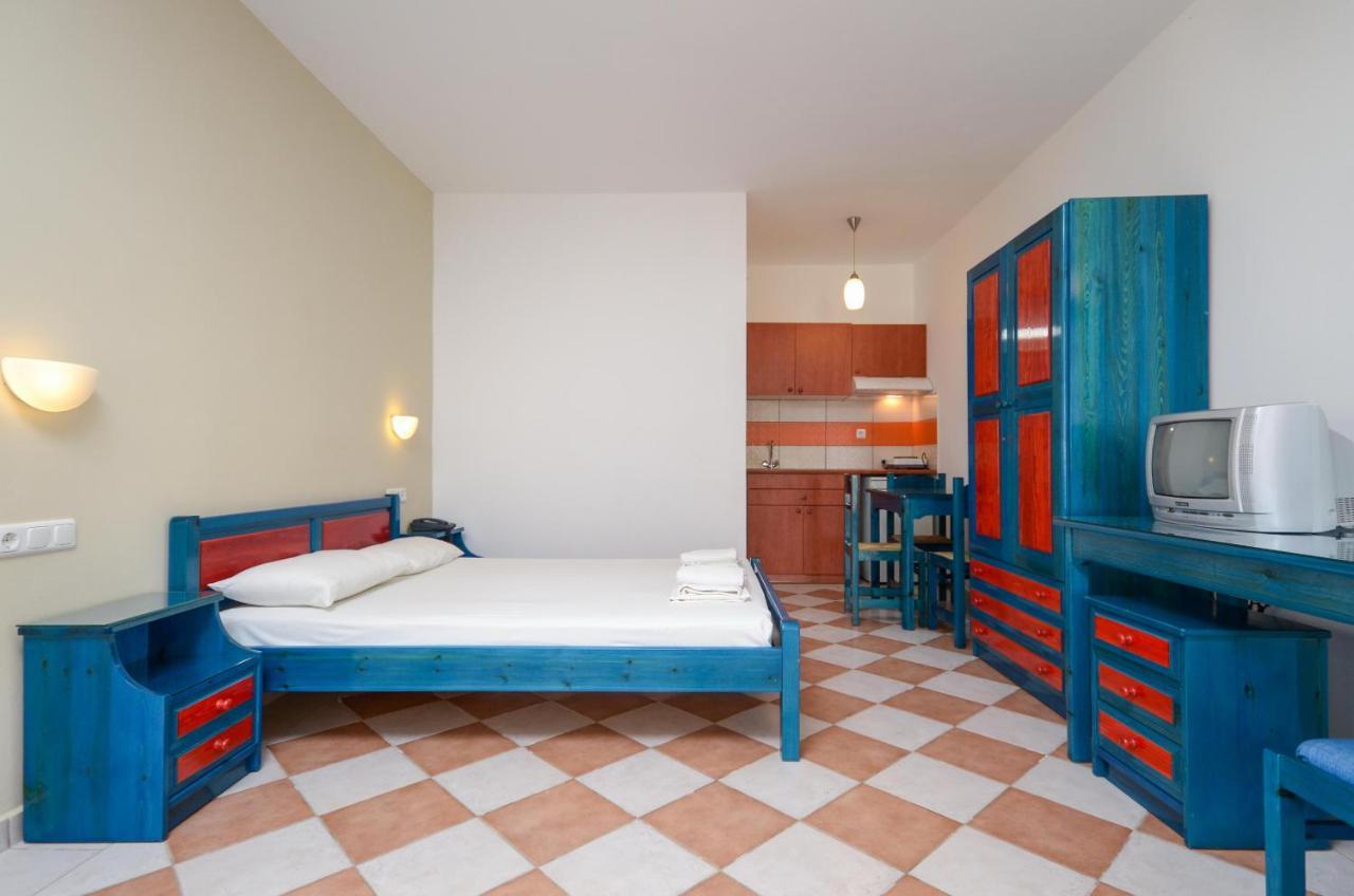 Hotel Fanis Agia Anna  Eksteriør billede